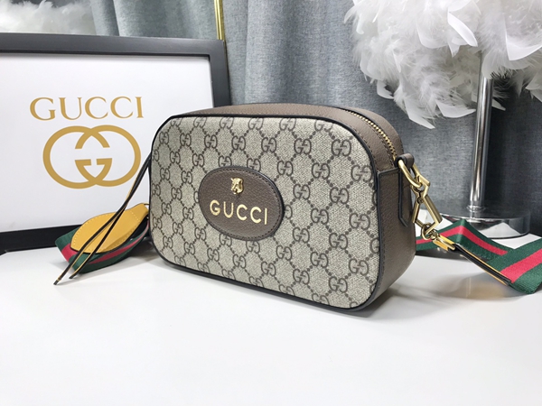 激安グッチバッグコピー側面デザイン